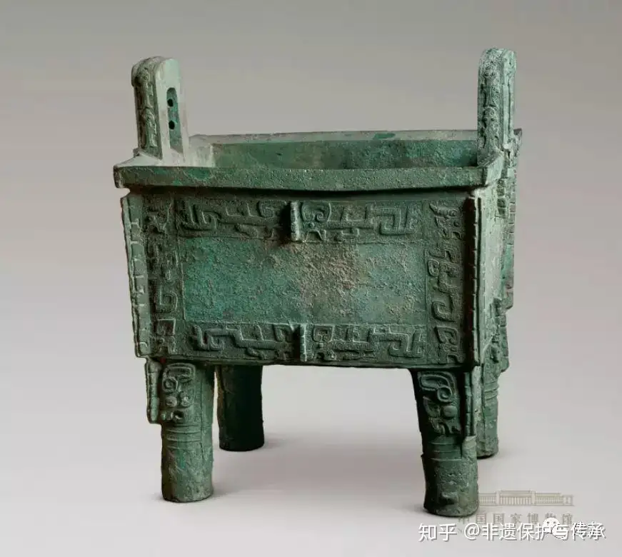 中国美術 古錫 菊花形 茶托 托子 五客 光緒年製款 煎茶（R158） - 工芸品