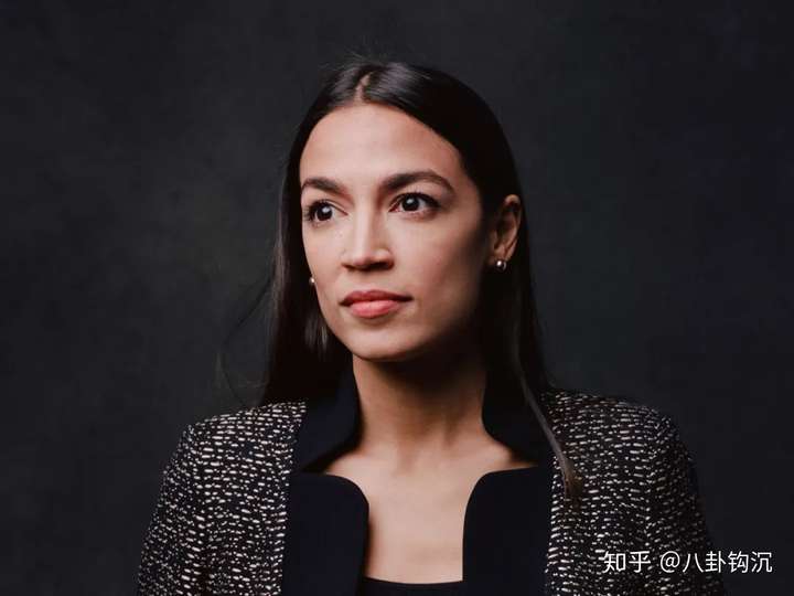 如何评价美国民主党联邦众议员alexandriaocasiocortezaoc