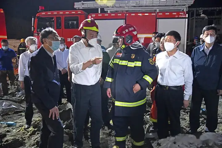 一篇读懂(兰州市一家化工厂内发生闪爆并起火灾)甘肃省兰州化工厂发生闪爆,(图3) 一篇读懂(兰州市一家化工厂内发生闪爆并起火灾)甘肃省兰州化工厂发生闪爆,(图3)