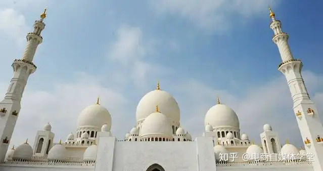 阿布扎比，与迪拜相邻，阿联酋面积最大的酋长国