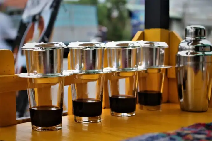 快来看（越南咖啡文化的介绍）越南咖啡的由来，咖啡文化丨奇特的