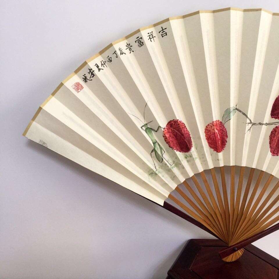 它只是一把扇子 却是一个独具匠心的美作 知乎