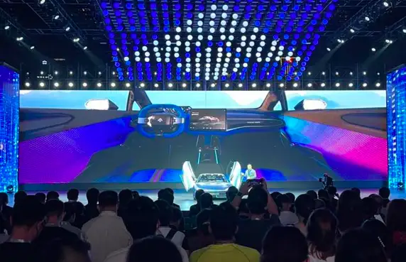 广汽埃安发布全新跑车，预售价为128.6万元起，加速能力令人惊叹