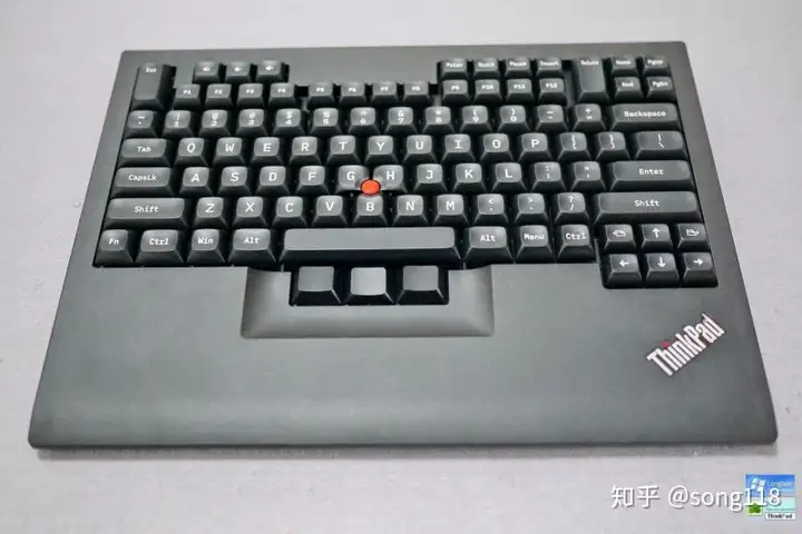 ThinkPad“经典七行机械键盘TEX Shinobi评测：此忍解忍！