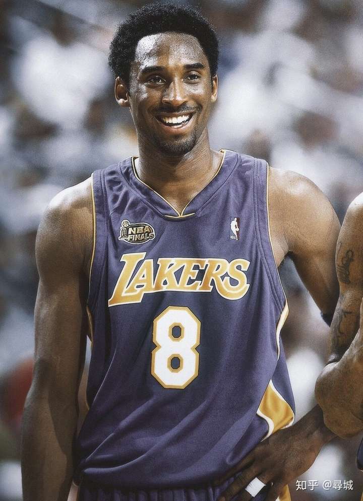 科比布莱恩特,尼克杨,安德烈伊戈达拉,格兰特希尔,克里斯韦伯,艾尔