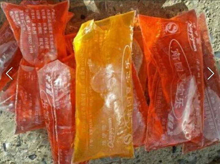 一毛一袋的色素冰袋你们喝过吗,这货长这样