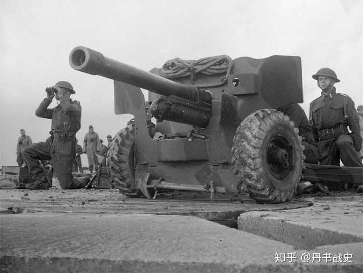 狐狸坦克歼击车二战加拿大的改装车辆小车扛大炮的典型