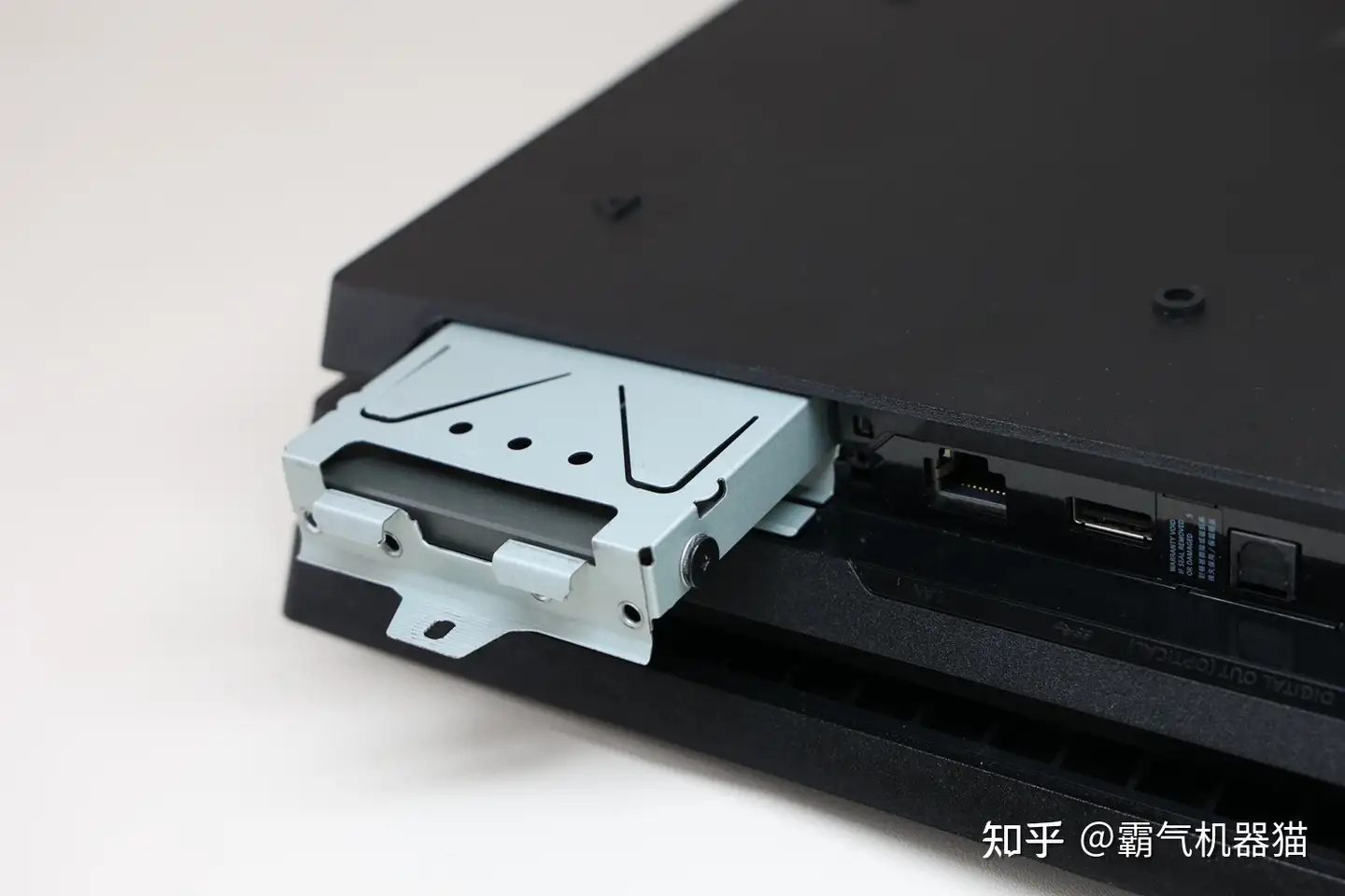 大华C800A固态硬盘助力PS4 Pro老树发新芽（PS4硬盘更换、数据备份、重