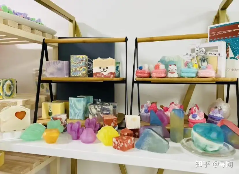 上質で快適 猫 一点物 創作 陶製 陶製 置物 猫 創作 一点物 置物