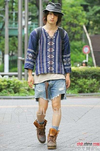 对于走罗圈腿的男生你们咋看