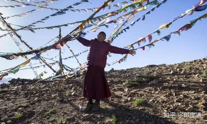 在世界最冷的地方,印度僧侣开始为过冬做准备-印度通