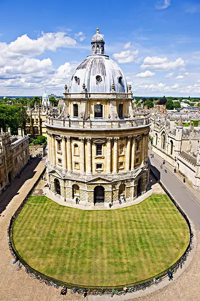 欧洲景点攻略：牛津大学(Univerity of Oxford)（牛津大学oriel college）