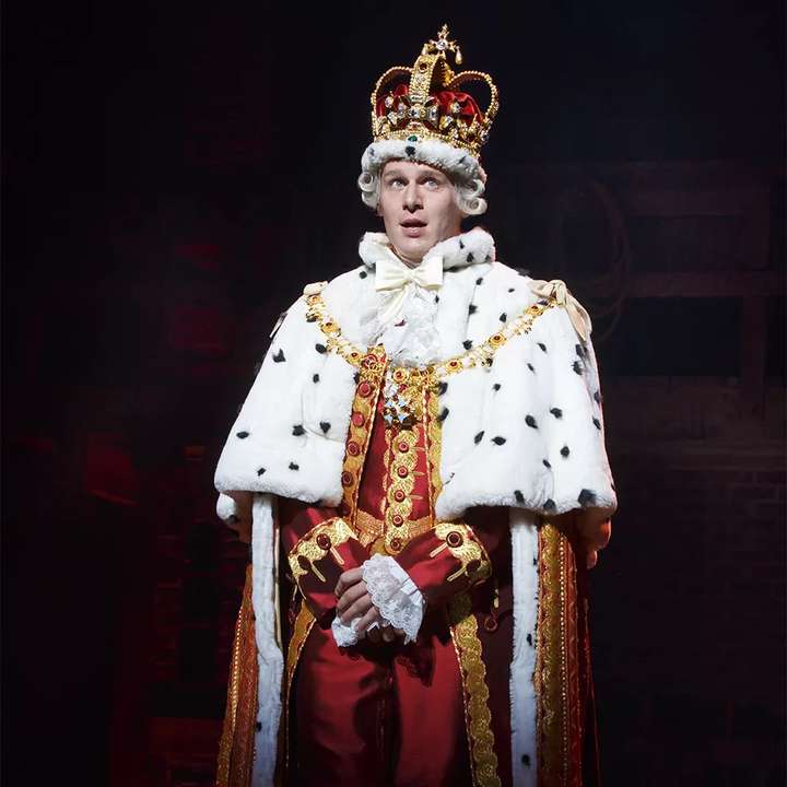 求音乐剧hamilton的高清剧照或者lmm的也可,始终找不到合适的来当个