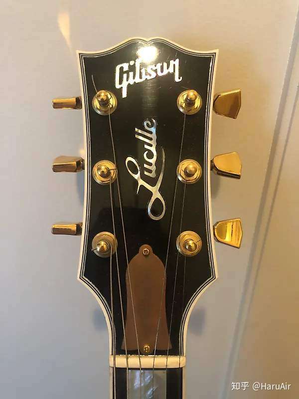 bbking用的什么牌子的吉他啊