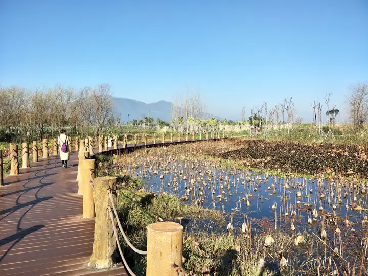 西昌“旅居过冬”
，除了晒太阳看景
	，这四个温泉也让游客蜂拥而至