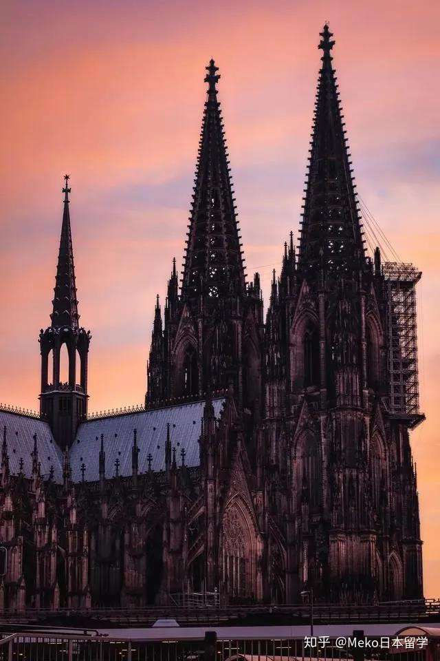 法国哥特式建筑风格是什么,带你一口气看懂哥特式建筑 - 知乎