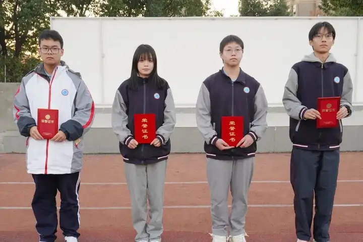 浙江省广播电视中等专业学校塘栖校区象棋、五子棋大赛顺利举行(图9)