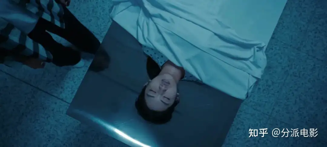 《荣耀》题材猛，尺度大，韩国版“萝莉岛”！