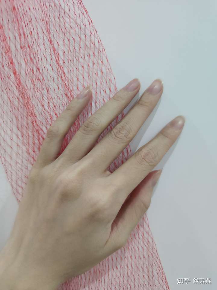 手很好看是种怎样的体验?