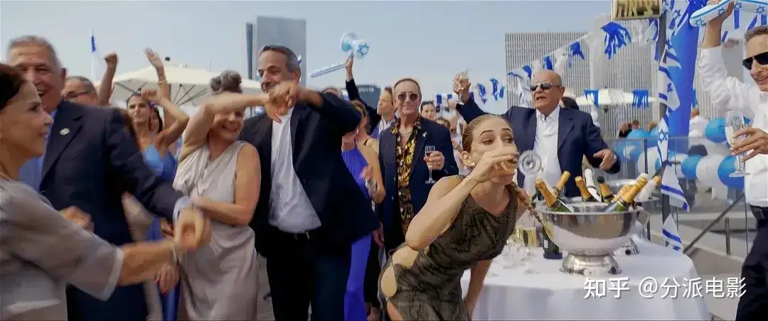 2025年度十佳之一，电影《是的》居然这么癫？