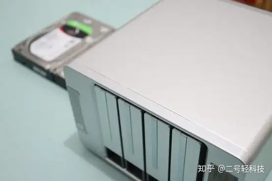 分享一种NAS私有云盘几乎终极的解决方案,铁马威F4-221没有让我失望,甚至还有点惊喜!