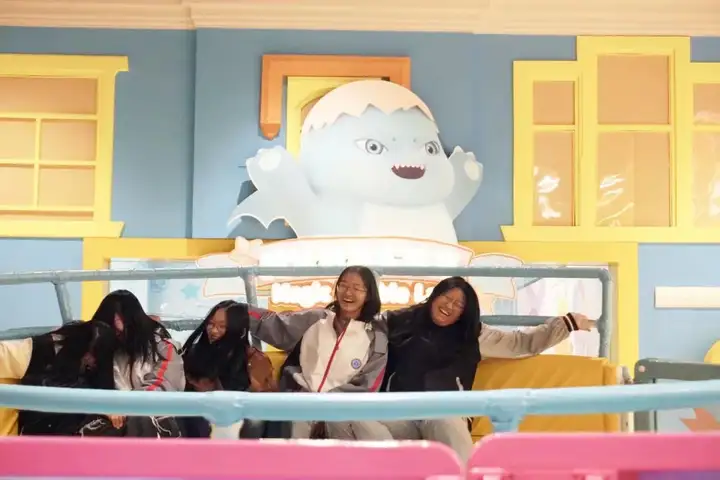 浙江省广播电视中等专业学校塘栖校区组织学生前往苏州阳澄半岛乐园开展研学活动！(图7)