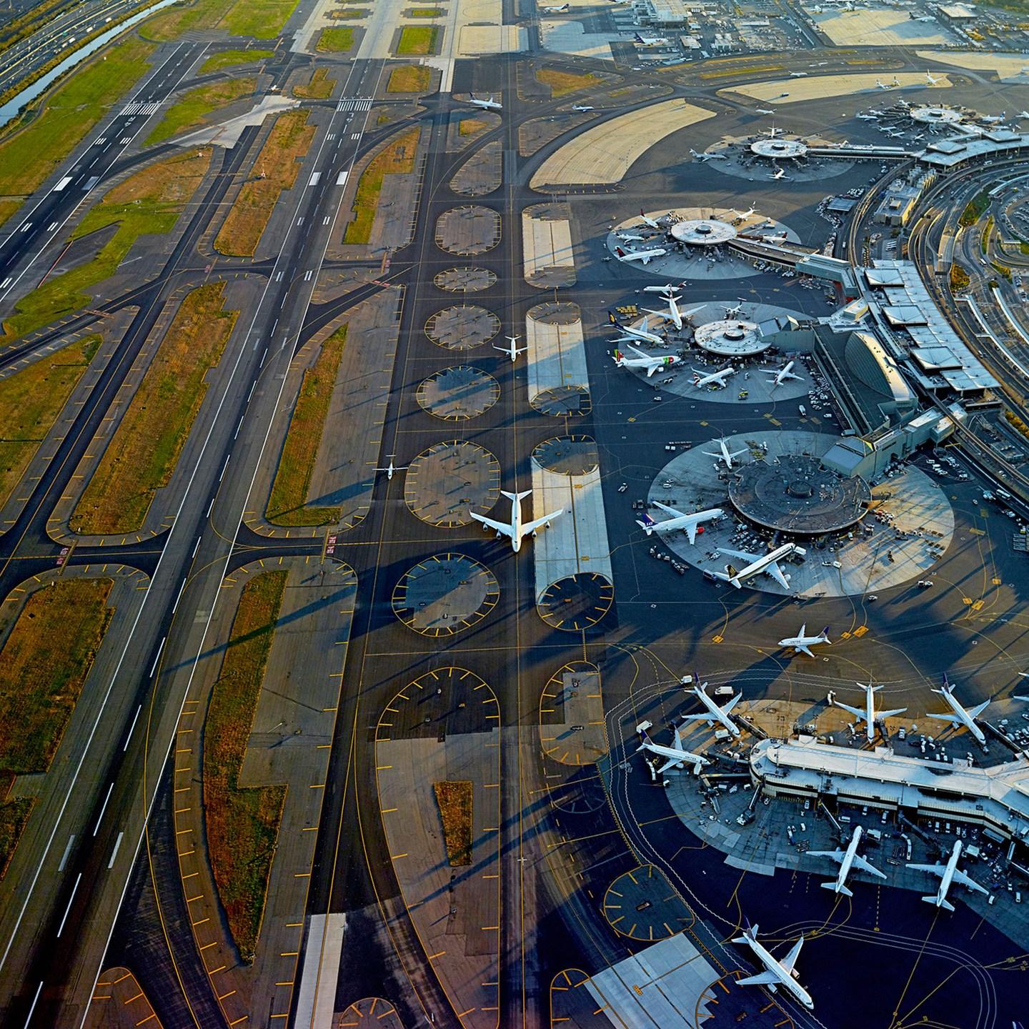 美国·纽瓦克自由国际机场——大陆航空公司C3航站楼扩建工程-搜建筑网