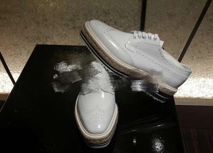 有什么好看的小白鞋,穿起来很舒服很适合走路