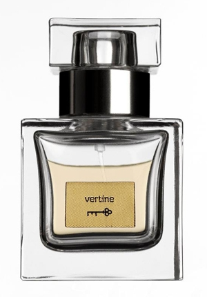 同款香水味道好闻推荐 9318af8deacd0478a42a70670ea9be07_b.jpg