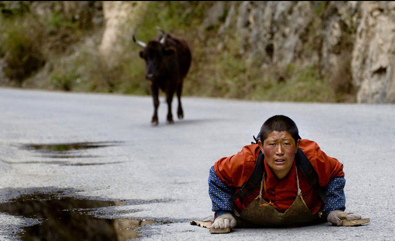 大石藏人图片