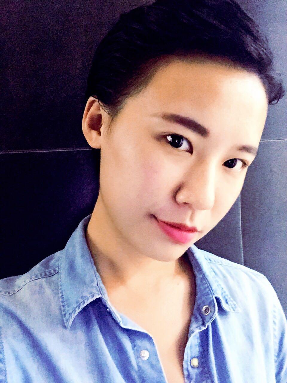 女生怎样打理大背头?