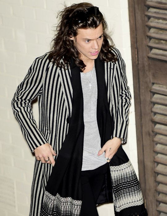 如何看待larrystylinsonharrystyles和louistomlinson关系