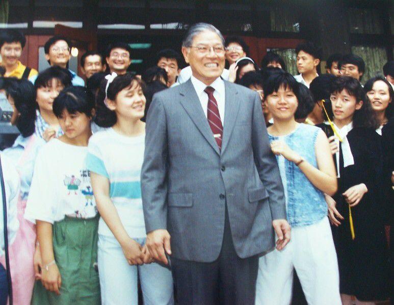 假如冷战是苏联赢了,今天的世界会有什么变化