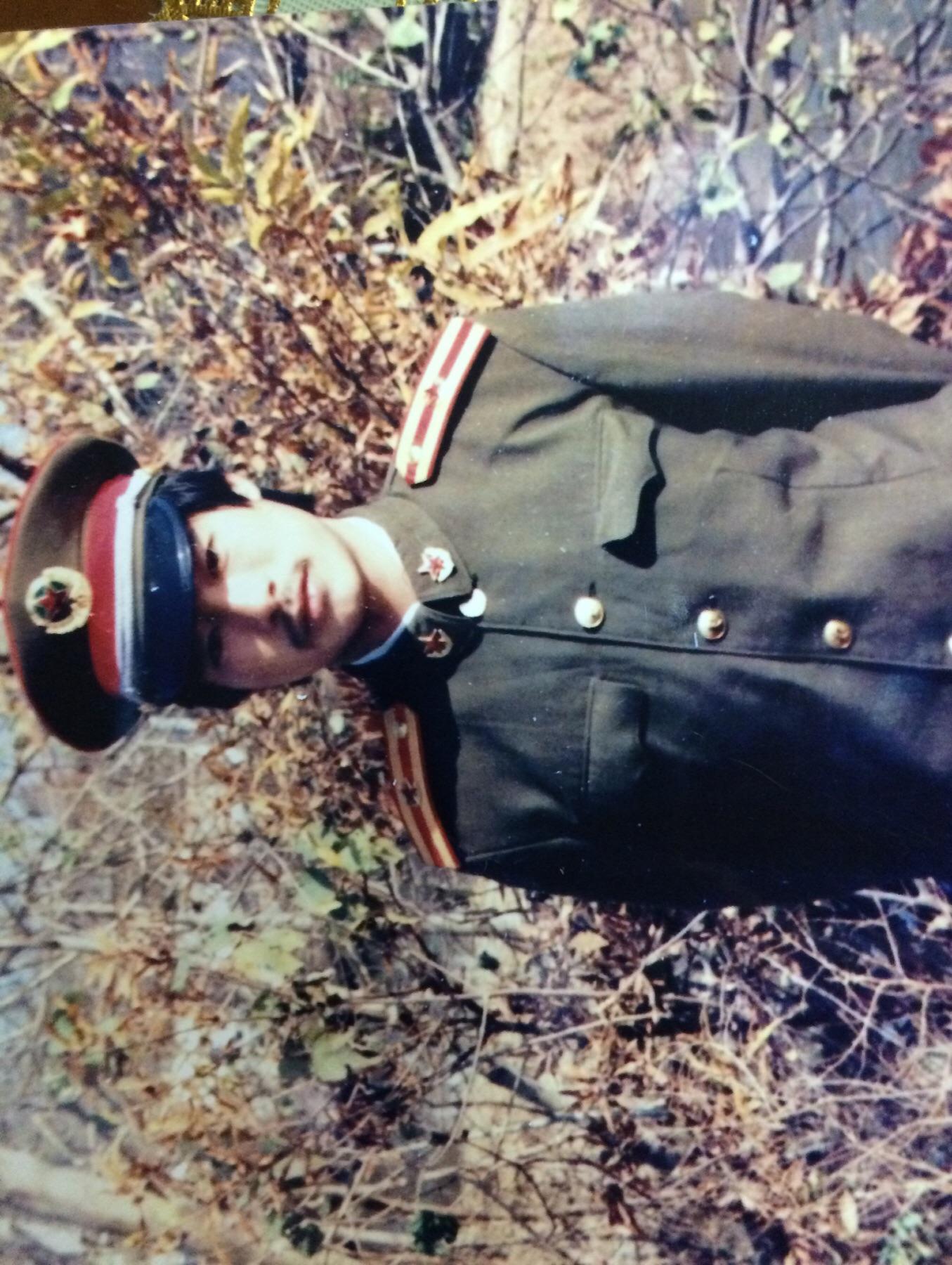 穿制服执行任务中被称赞很帅是什么体验?警察