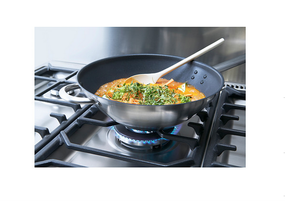 有没有好的生铁锅推荐 b1a6eee06e17e1c70f6b0234c296afbe_r.jpg