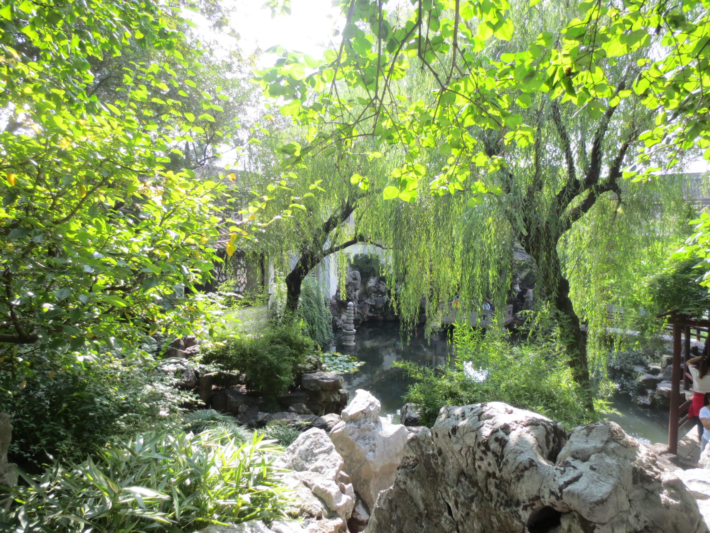 苏州最美园林之一，面积只有8亩，比拙政园还早300多年_万卷堂