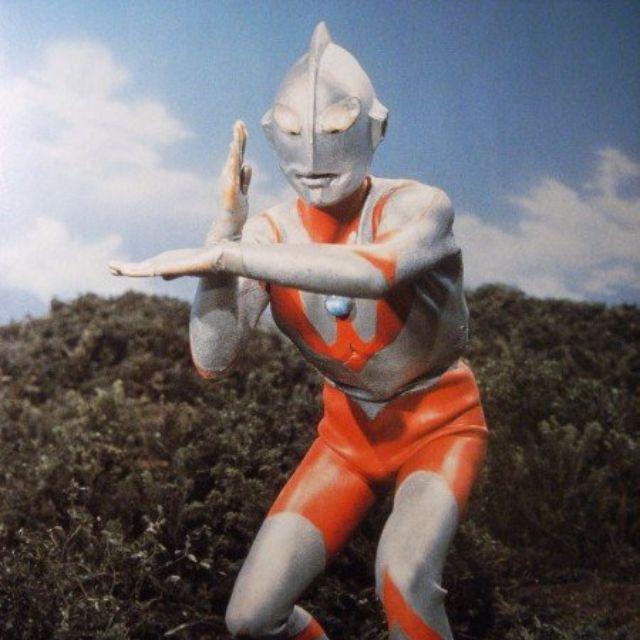 每日提供高质量新闻资讯 打开 app 《奥特曼》 群体智慧,朋友悖论和