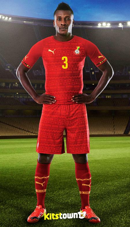 有哪些冷门却好看的足球队队服?