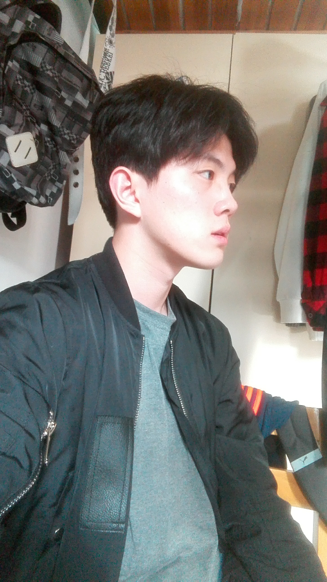 男生怎么自己推头发 cadbe2b87a505c7e401f599c9d86529f_r.jpg