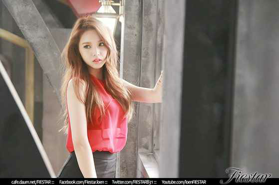 韩国有首,谐音歌词里面有,啦啦啦啦啦,哈奶罩 的