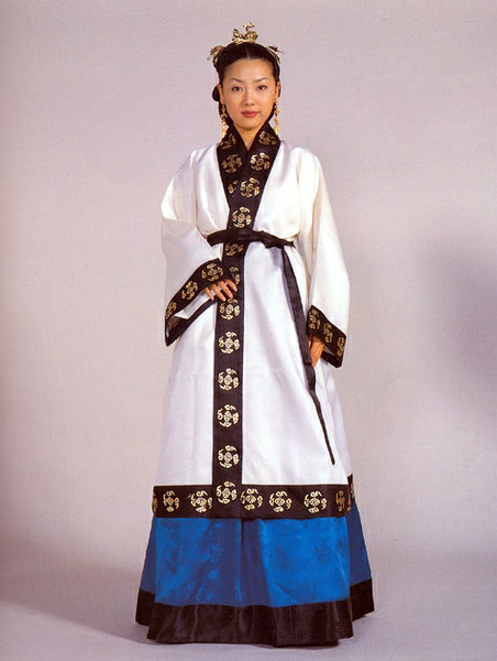 韩国人在中国明朝以前穿的是什么样的服饰?