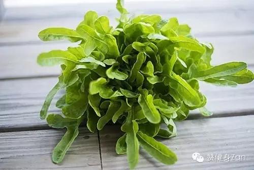 叶子比松叶生菜更细窄,生菜味较明显,略苦,也有红,绿两款.