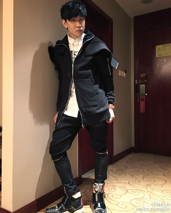 有哪些身高170左右穿衣很有品味的男明星?