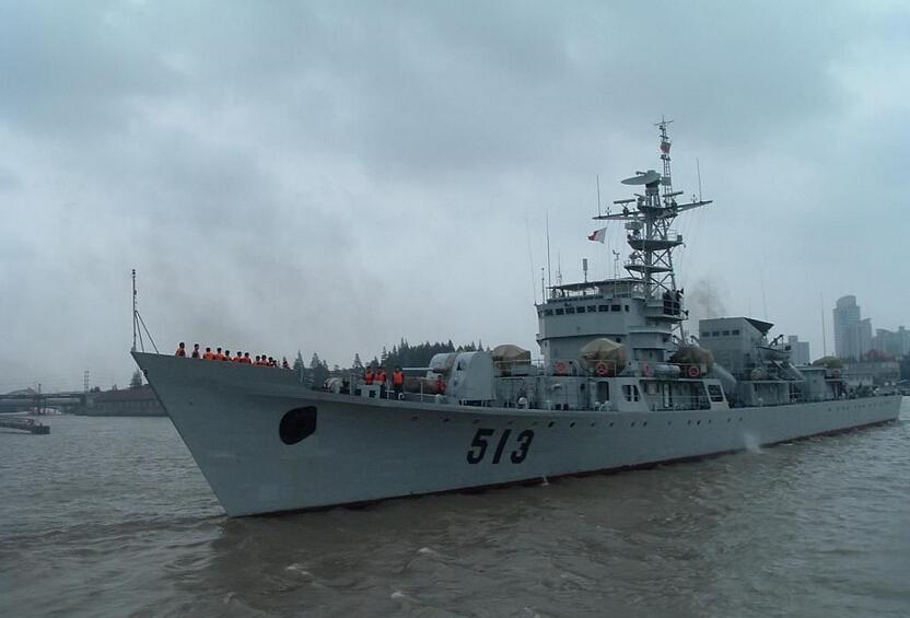 比如舷号为513的053h型护卫舰(已退役),原名淮阴号,2006年12月更