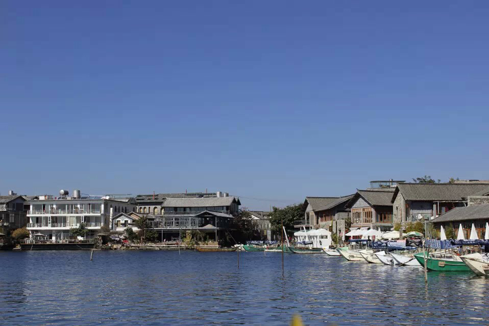 大理古城这边哪里住宿能领略到洱海的美景!请