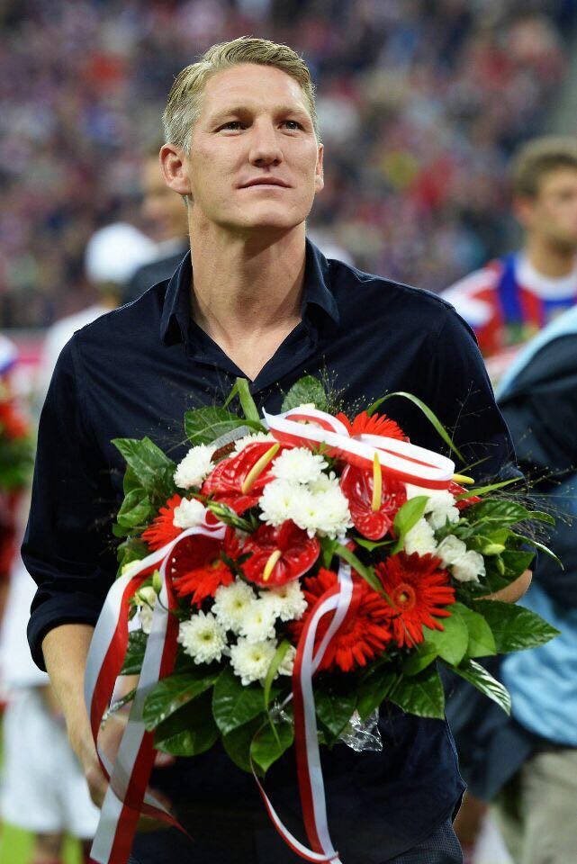 如何评价德国队现任队长施魏因斯泰格? - 201