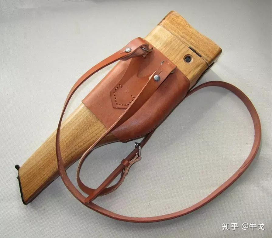 驳壳枪枪套知多少1木头盒子枪套