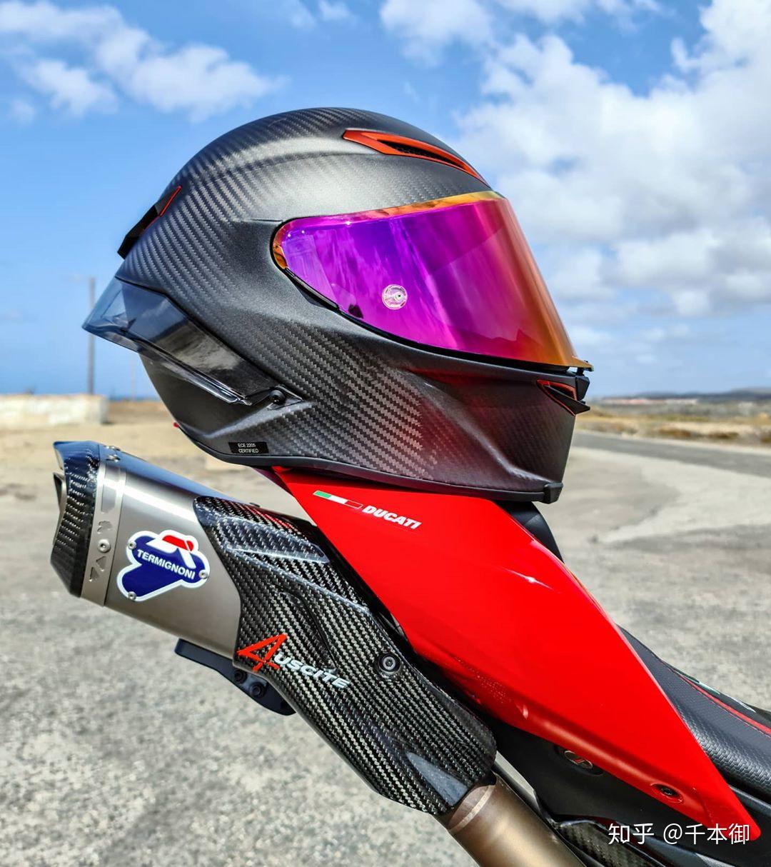 agv网红头盔pistagprr的三个特点让它自发布之时一路走红