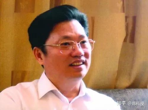 令人奇怪的是,阳江市人民检察院指控湛岳登受贿的犯罪数额是人民币459