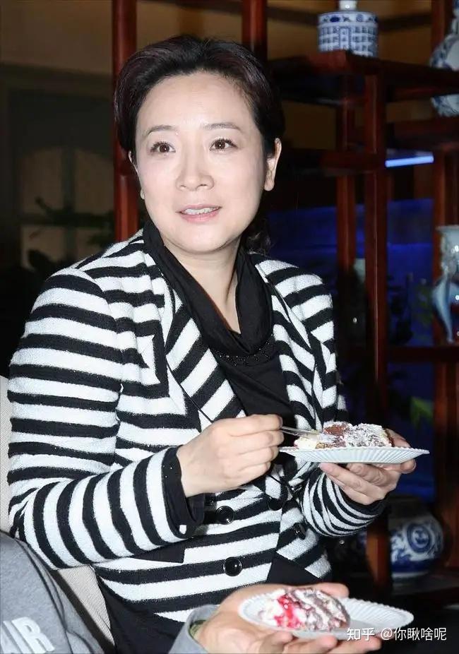 著名导演刘惠宁这辈子无论发生什么我都毫无保留的相信陈小艺